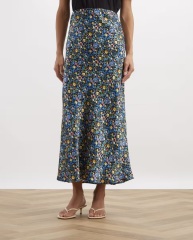 I need a swanky frock !