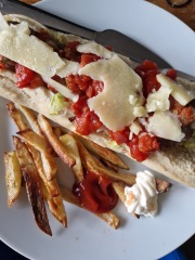 Meal planning, sharing recipes and ideas to make the weekly budget go further.