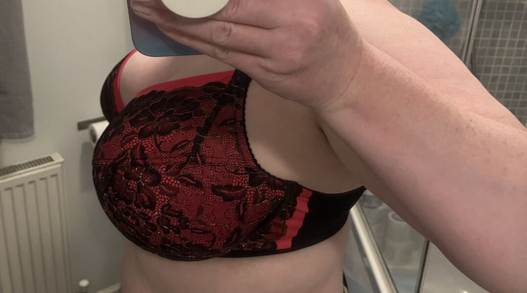 To think no one in the world is actually a 34C?