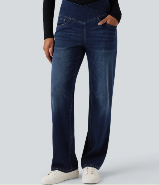 Jeans to a Paris start-up interview for a VP role?