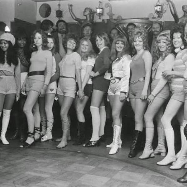 Bums hanging out of the bottom of teeny tiny shorts