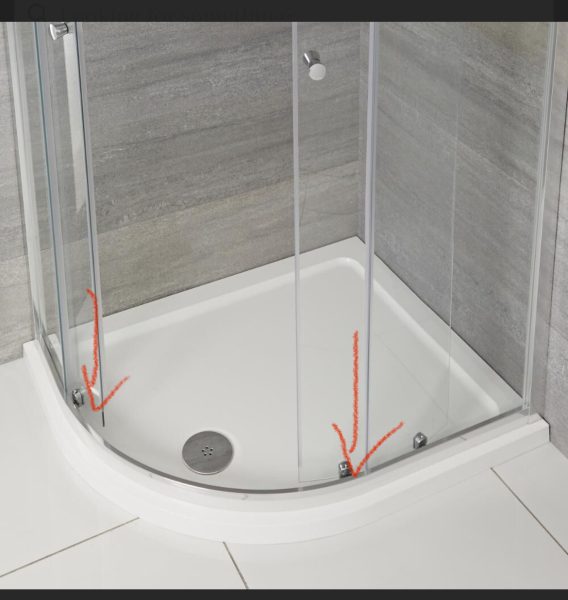 Tips for cleaning quadrant shower