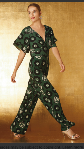 How do people manage wearing a jumpsuit on a night out?