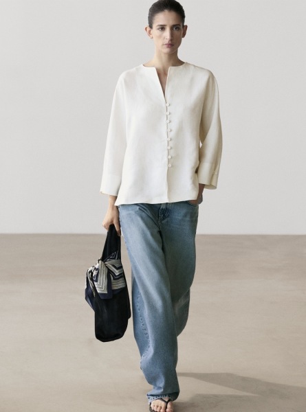 Jacket ideas for an apple shape with wide-leg trousers