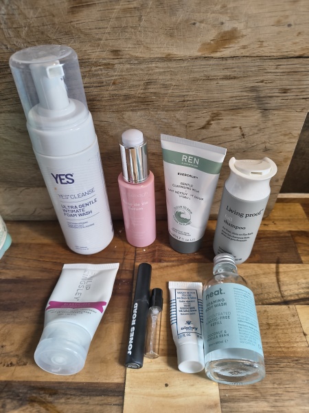Beauty addicts thread: share empties, chucks and mindful buying tips