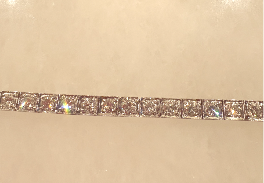 Does anyone have a diamond tennis bracelet?