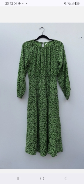 Styling a long floral dress (picture attached)