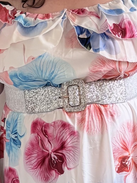 AIBU to wear a white print dress to my brother’s wedding & dressing my DD in white too?