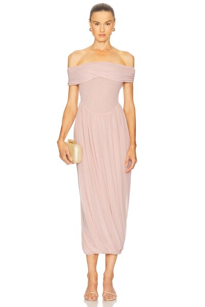 Dress code ‘CHIC’ - help needed desperately