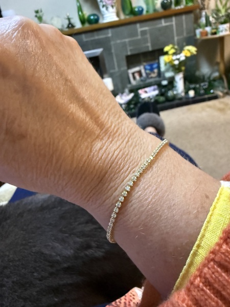 Does anyone have a diamond tennis bracelet?
