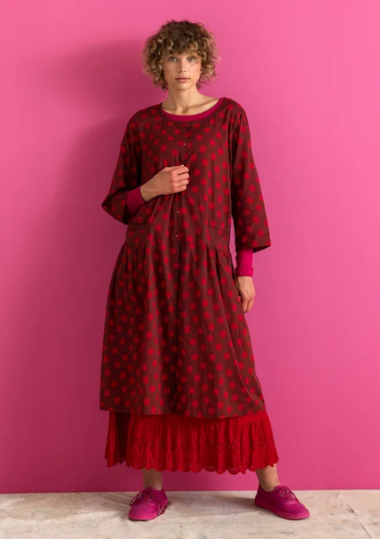 Loose fit, lightweight, long cotton dress, with long sleeves & with pockets?