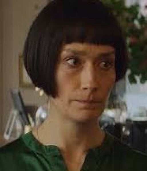 It seems like everyone cool has a bob.