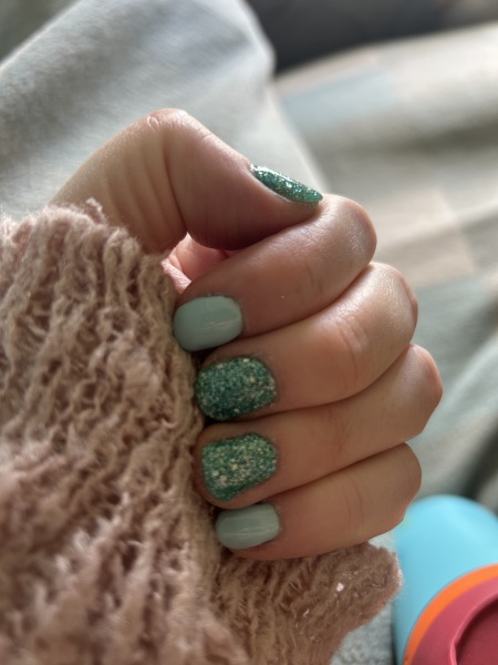 What do you do with your nails? Come tell me, even if it’s nothing.