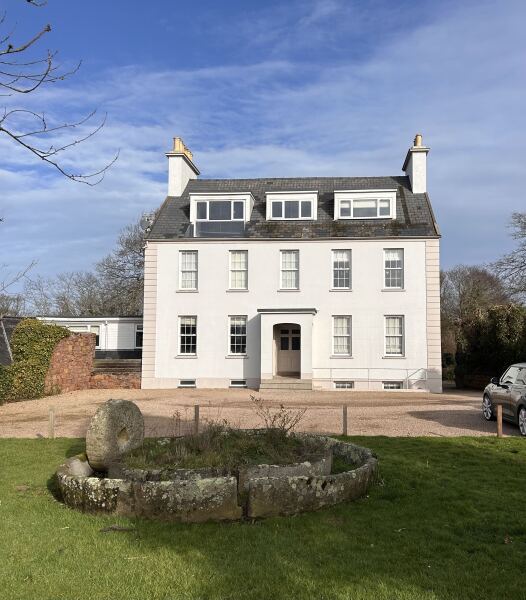 What are your favourite things about your home?