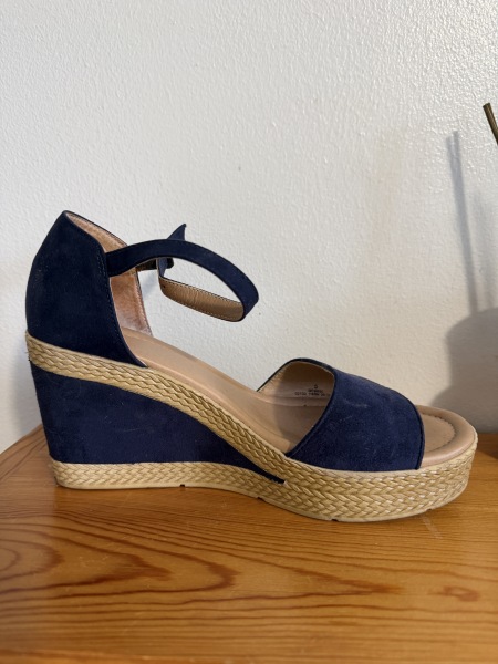 Calling all Raffia Wedge Fans