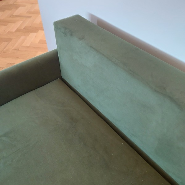 Warning about sharp exposed edge on Swyft Model 12 sofa bed