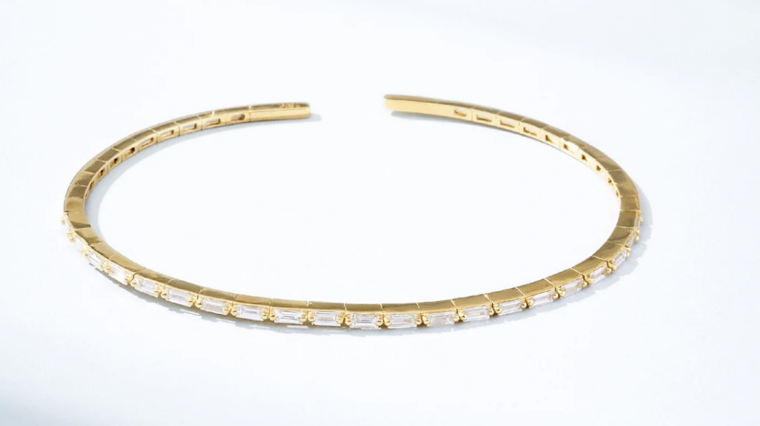 Does anyone have a diamond tennis bracelet?