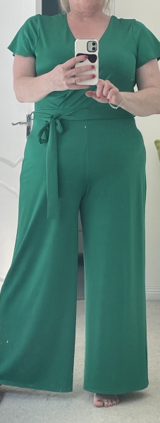 Suitable for black tie?