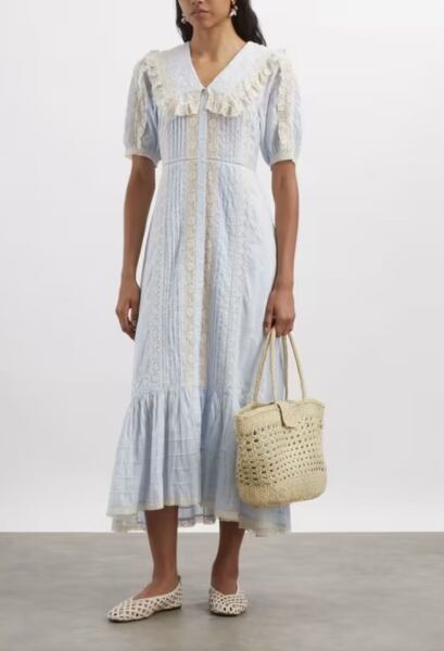 What to wear for afternoon tea at a fancy country house hotel