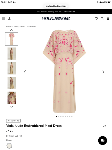 Stylish mother of the bride dress ideas for a warm wedding abroad