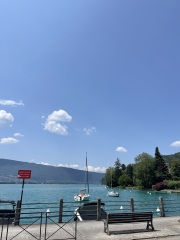 Help me find this holiday destination please