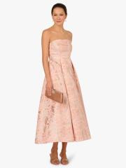 Dress code ‘CHIC’ - help needed desperately
