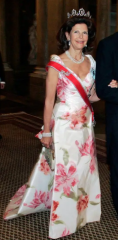 Royal Style: More Summer Bling please