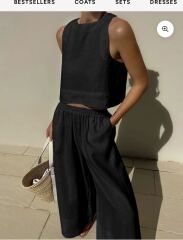 Where to shop for "chic" holiday outfits?