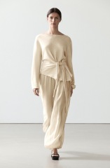 What to wear for a garden glam and disco birthday celebration?