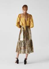 What to wear for a garden glam and disco birthday celebration?