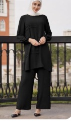 What could I wear with a sleeveless tunic to a garden party?