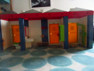 It's Springtime in Eastgate Park for the Playmobil people in our house...