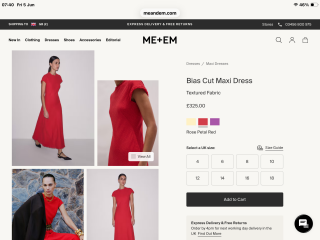 Stylish mother of the bride dress ideas for a warm wedding abroad