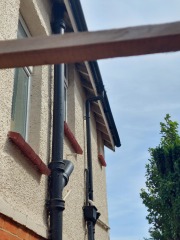 Structual crack above door?