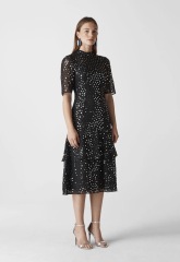 What to wear for a garden glam and disco birthday celebration?