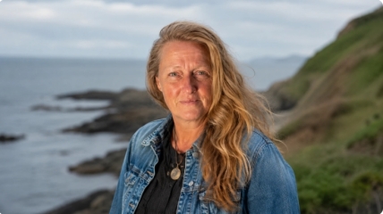 Thread 26 : To feel disappointed - and disgusted and vindicated now too - after reading this in The Observer about the author and her husband from The Salt Path book and film?