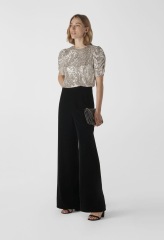 What to wear for a garden glam and disco birthday celebration?