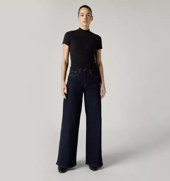 Casual/smart outfit needed for the weekend.