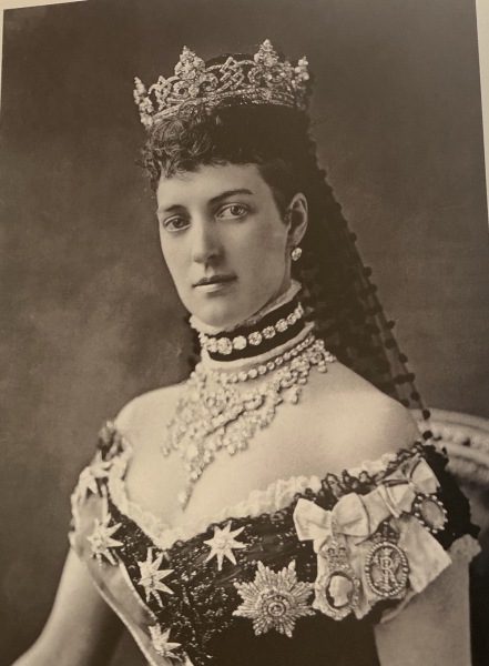Jewellery-British Royal Family.
