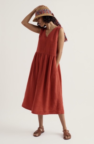 Please help me find a dress to wear in the evenings on holiday.