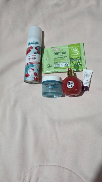 Beauty addicts thread: share empties, chucks and mindful buying tips