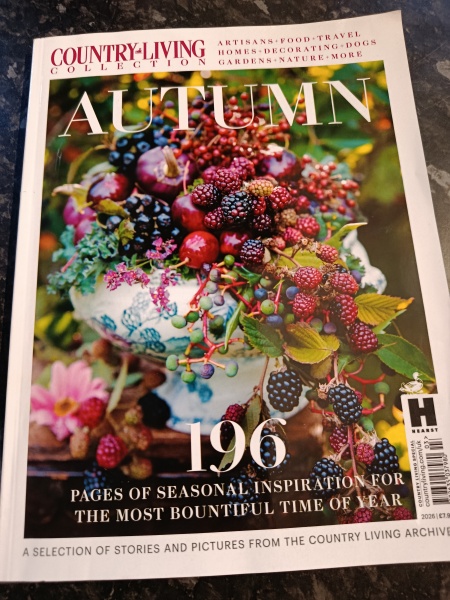 Where are all the Autumn lovers?