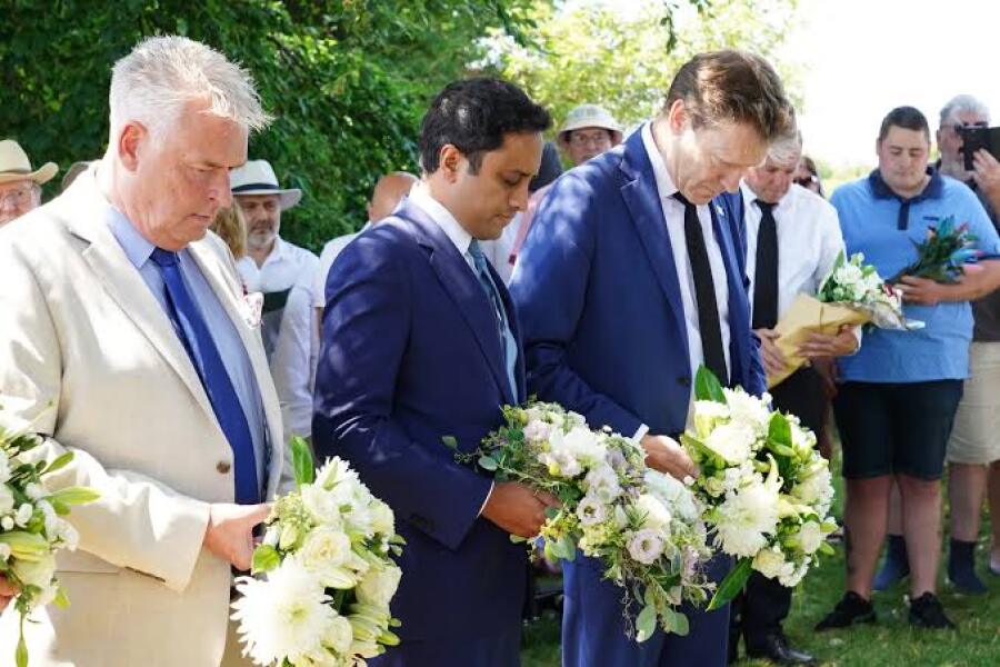 Thread 54 Starmer: Grev Søppelbøttefjes Sommergalskap