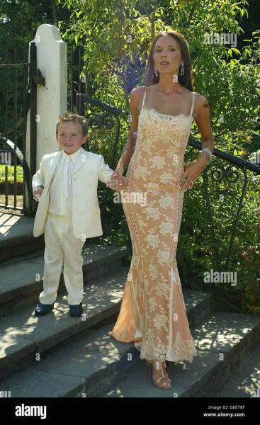 Geri halliwell even wore white to mel c wedding