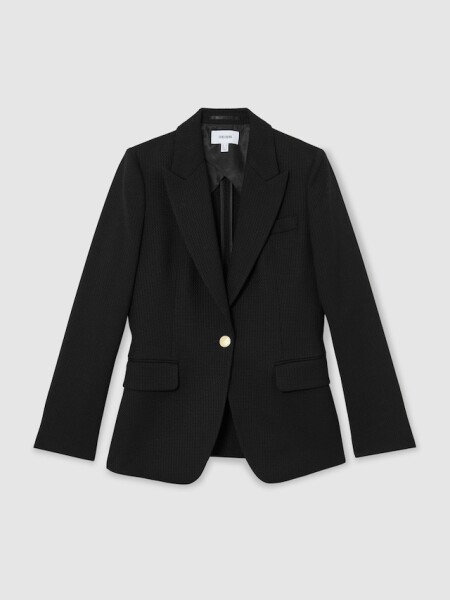 Which tops and trousers with this blazer?