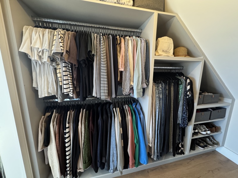 Anyone else find reorganising their wardrobe surprisingly satisfying?I did mine today….loooook!!