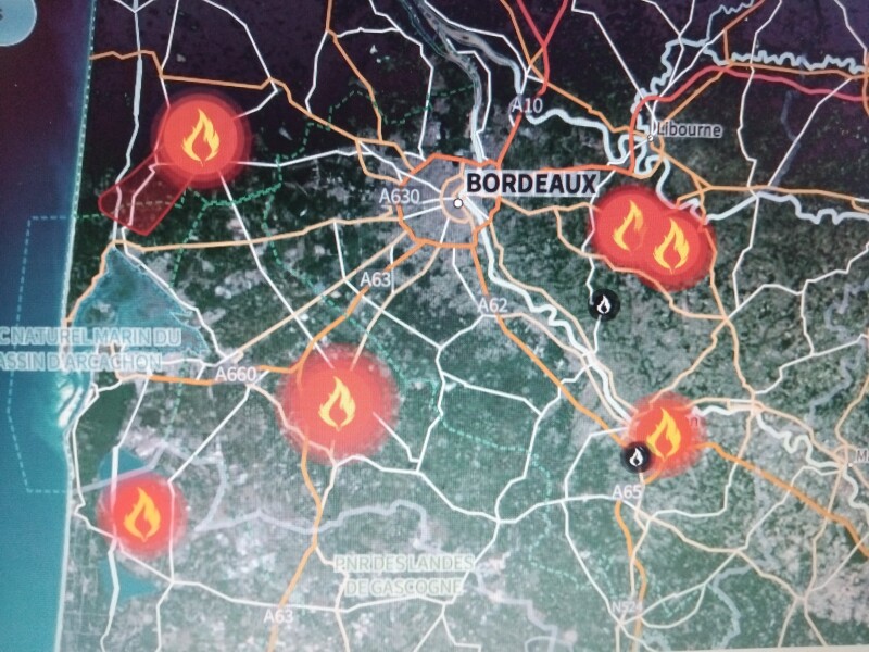 On holiday near wildfires - WTF to do?