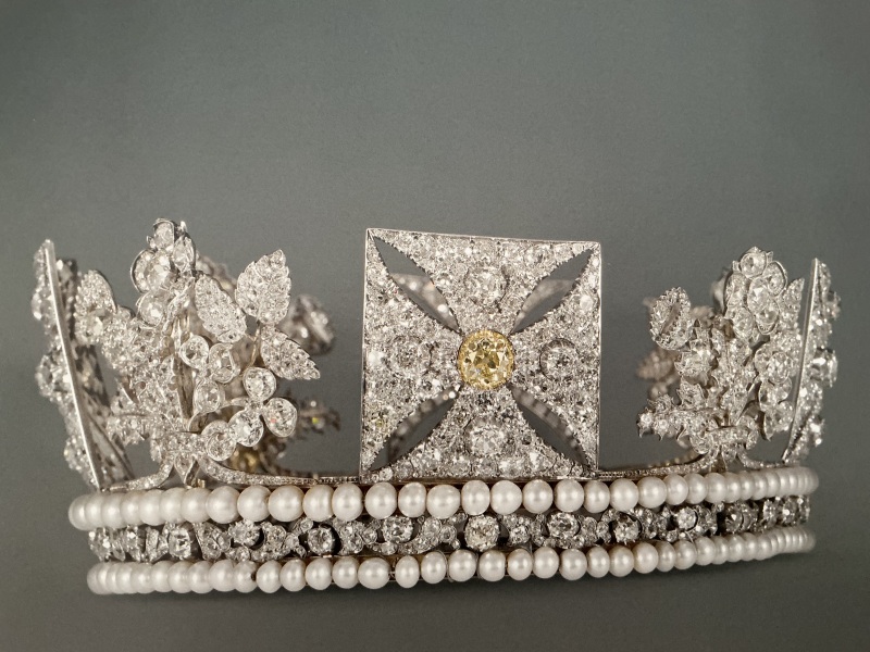 Jewellery-British Royal Family.