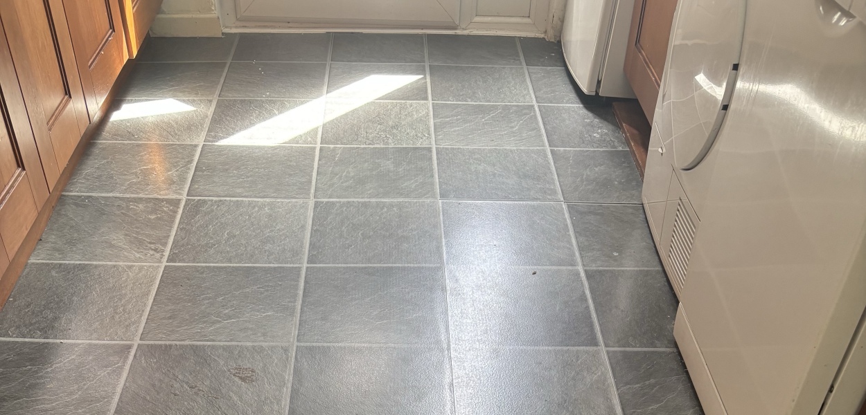 Kitchen makeover - pointless or will it help ?
