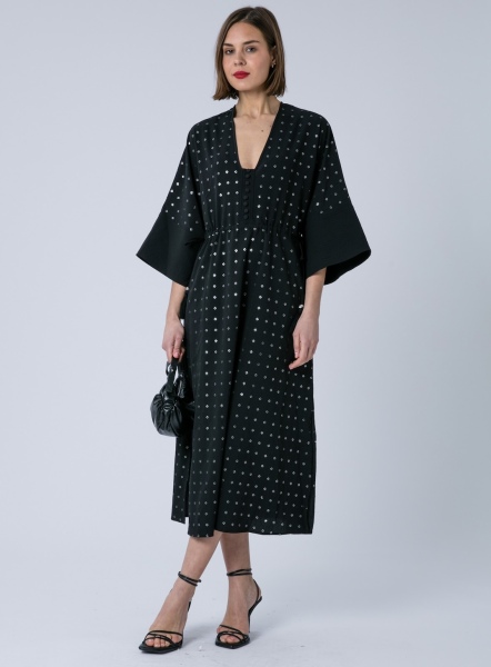 Desperate for help with wedding outfit - running out of time!